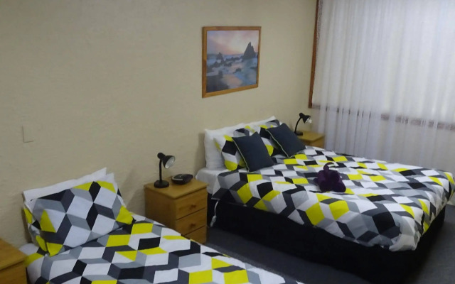 Turn-In Motel
