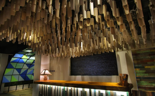 Koa D'Surfer Hotel
