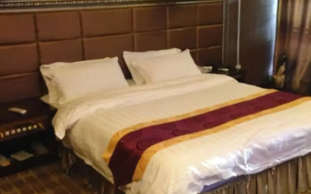 Xinhua Business Hotel