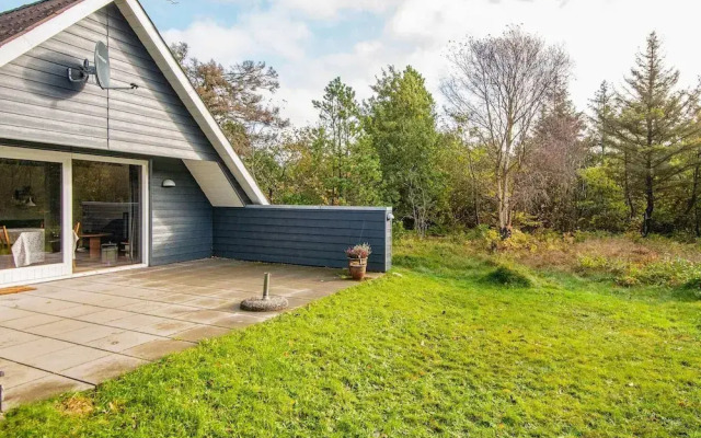 Tranquil Holiday Home in Ringkøbing near Sea