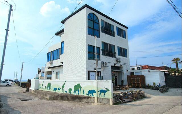 Jeju Nunkeunsaeu Guest House