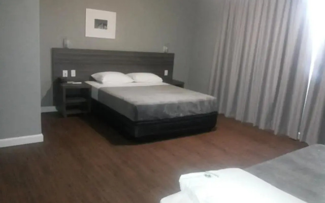 Duque Center Hotel