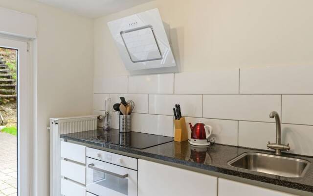 Large holidayhome near Winterberg with garden, terrace and garage