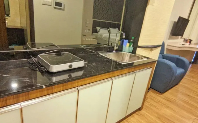 Lovina at Pelita Nagoya Apartment