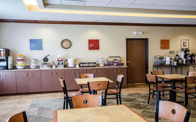 Quality Inn & Suites Rockport - Owensboro North (GOLD AWARD WINNER)