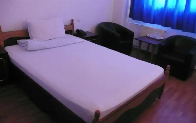 Hotel Uranus