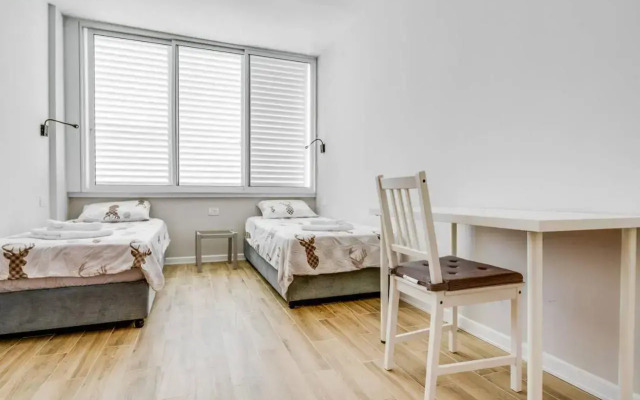 Magnifique Appartement A 3' De La Plage Et Kikar
