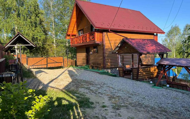 Сімейний котедж КРАЄВИД