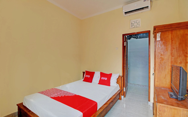 OYO 92952 Nirmala Guest House – Guest Rooms – Singaraja