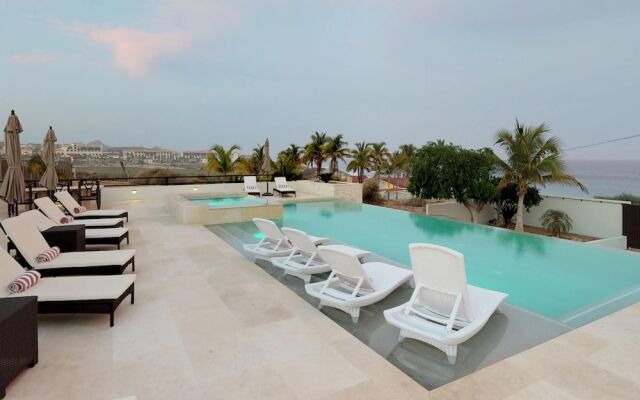 Lighthouse and Ocean Views at Villa Playamar