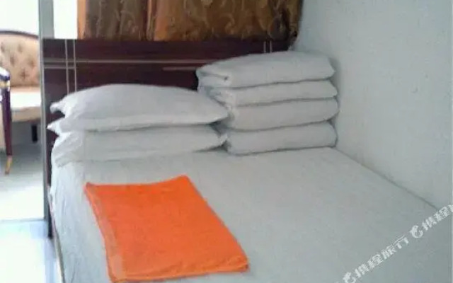 Yijia Hostel