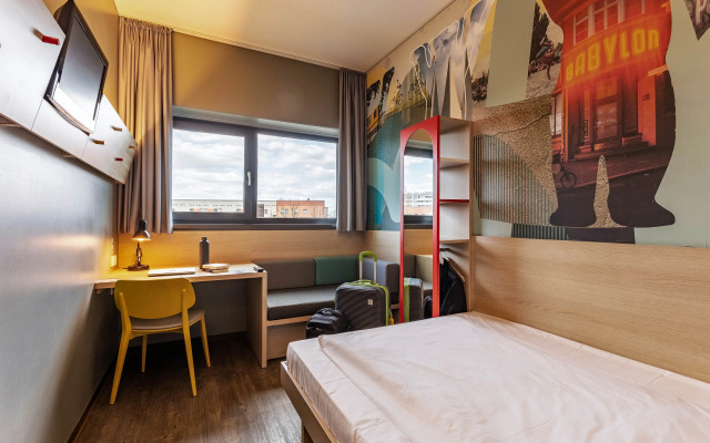 MEININGER Hotel Berlin Airport