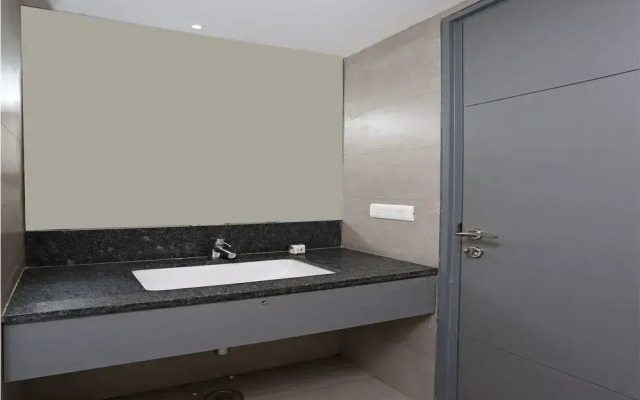 OYO 11325 Hotel Superb