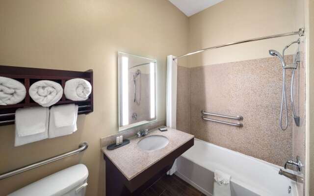 La Quinta Inn & Suites by Wyndham Houma