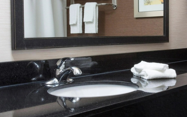 Fairfield Inn & Suites Terre Haute