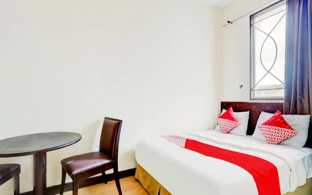 OYO 90351 Hotel Five Star 1
