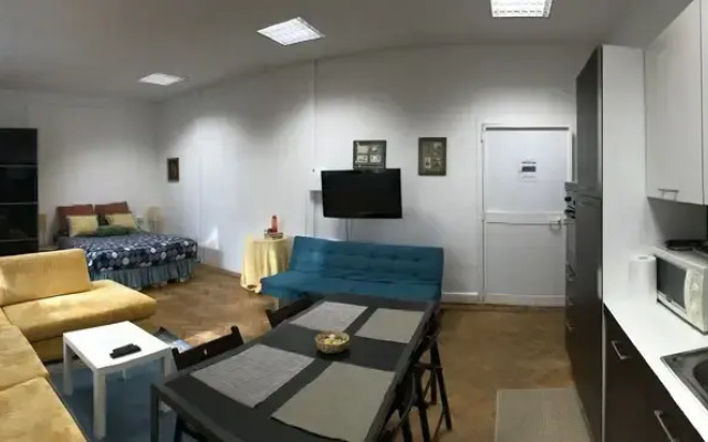 Hotello