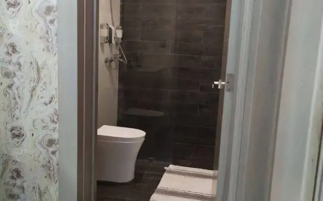 Luxury Condo 1 Br Pool Excellent Location