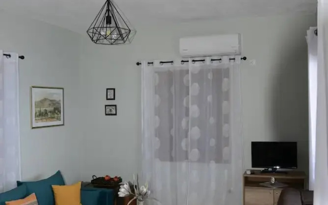 Ira Charming apt with stunning view