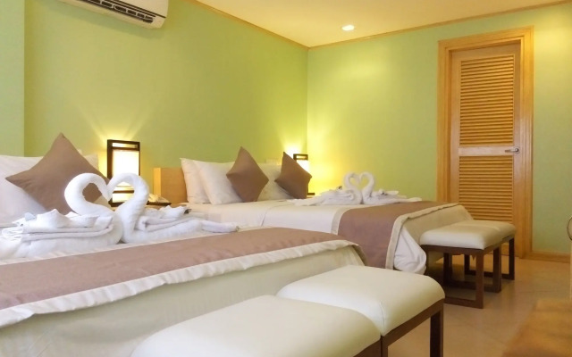 Shore Time Hotel