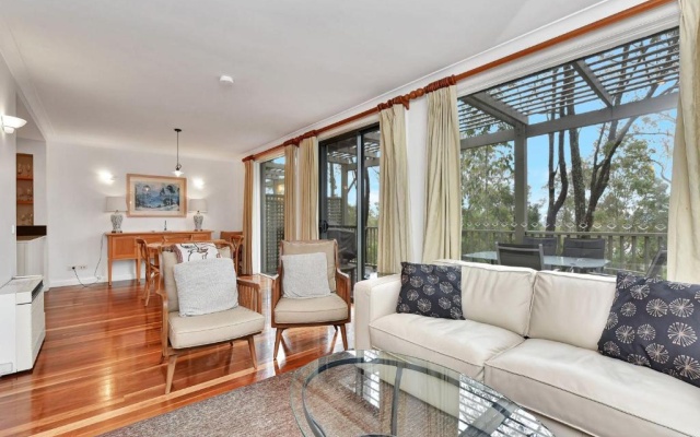 Villa Executive 2br Rose Resort Condo located within Cypress Lakes Resort (nothing is more central) – Guest Rooms – Pokolbin