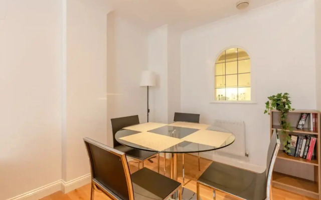 Stunning 2 Bedroom Apartment in the Heart of Westminster