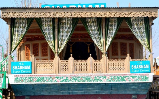 Crown of India Houseboat