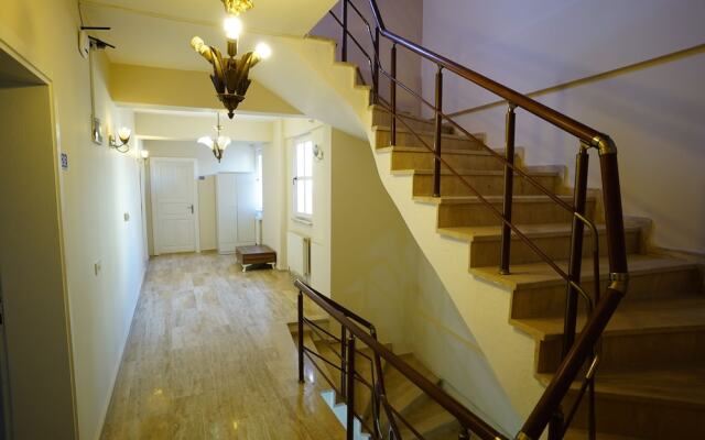Lafontaine Konak Otel
