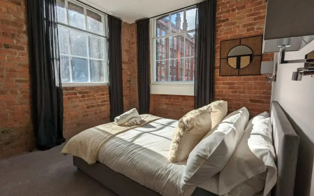The Sunshade Suite Grade 2 Ancoats