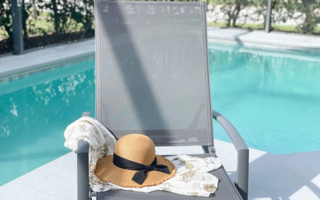 The Shire, Davenport, US