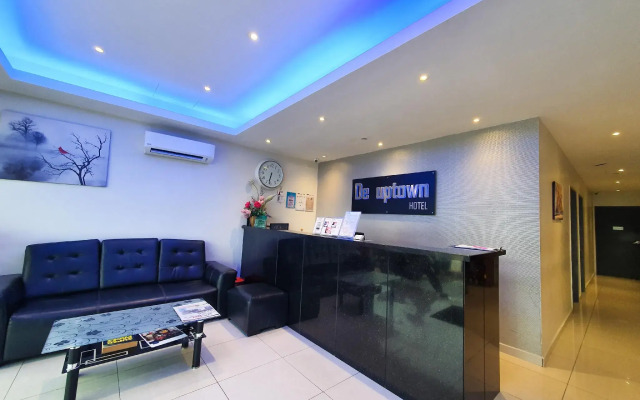 De UPTOWN Hotel @ P.J. 222