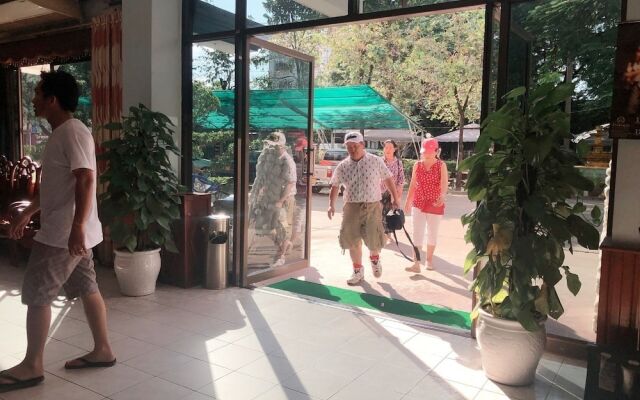 Vientiane Chaleunxay Center Hotel