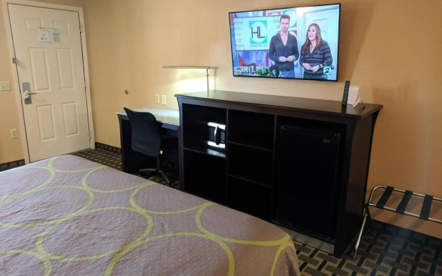 Super 8 by Wyndham Houston/Willowbrook/Hwy 249