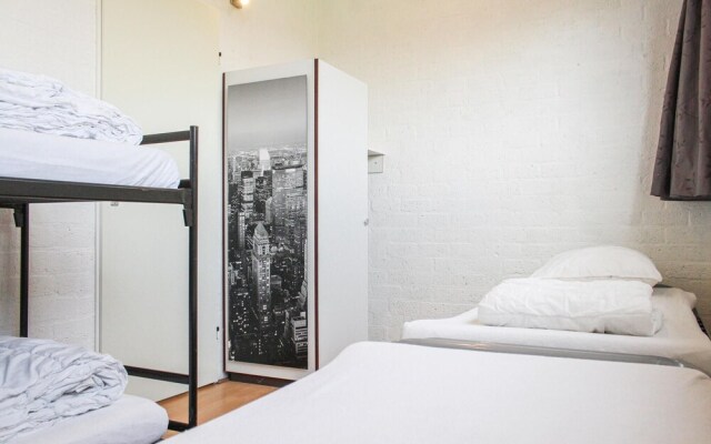 Amazing Home in Bruinisse With 2 Bedrooms and Wifi