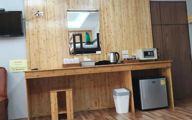 The royal bamboo lodge