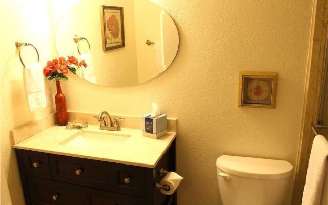 418 Linkside Drive 4 Bedroom Home by RedAwning