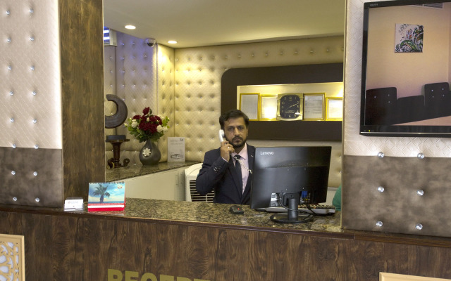 Mariana Hotel