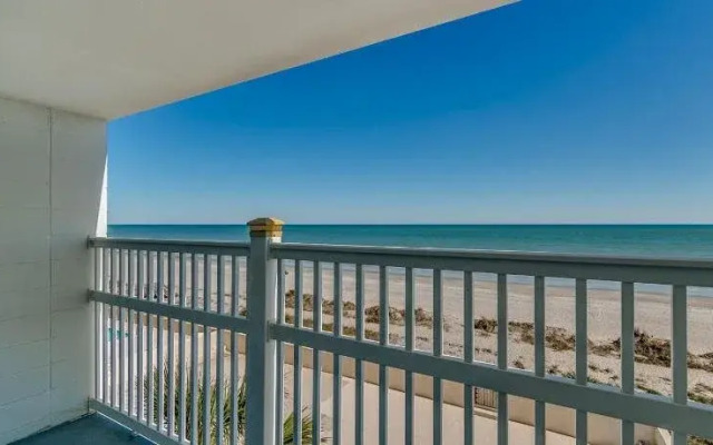 Beachcomber Inn