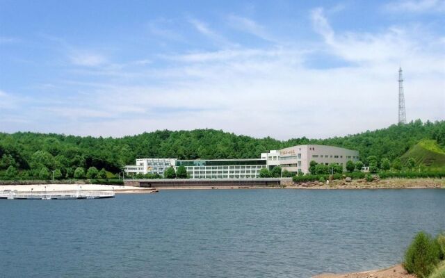 Dolton Resort Tongshenhu Hotel - Changsha