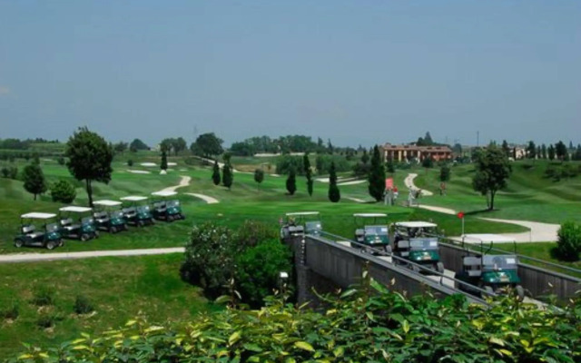 Golf Residence