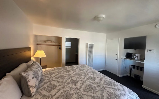 Lee Vining Motel