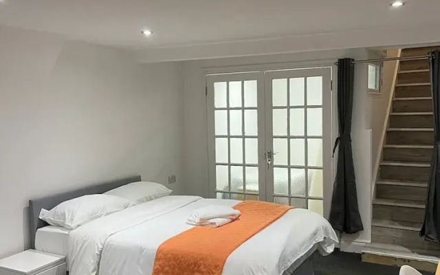 Apartment-sleep6-wifi-family Friendly