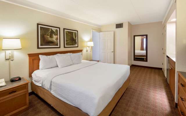 La Quinta Inn by Wyndham San Antonio Market Square