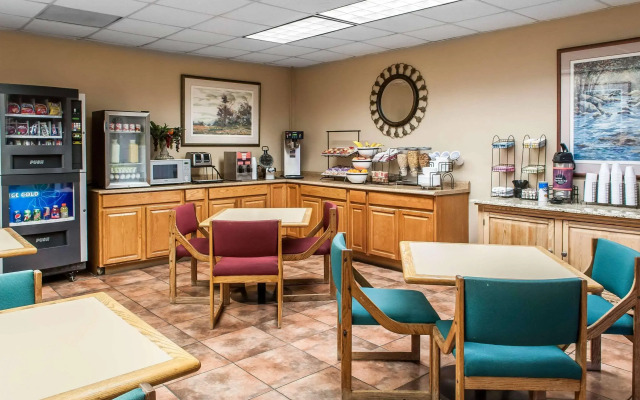 Suburban Extended Stay Hotel East