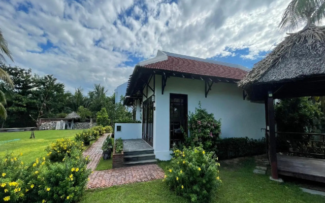 Riverside Bamboo Resort - Hoi An