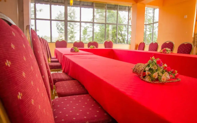 Hillside Grand Hotel