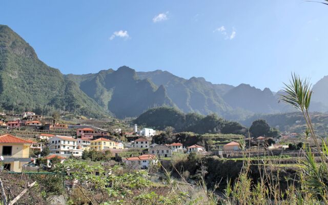 Dinis Country Apartment by Our Madeira