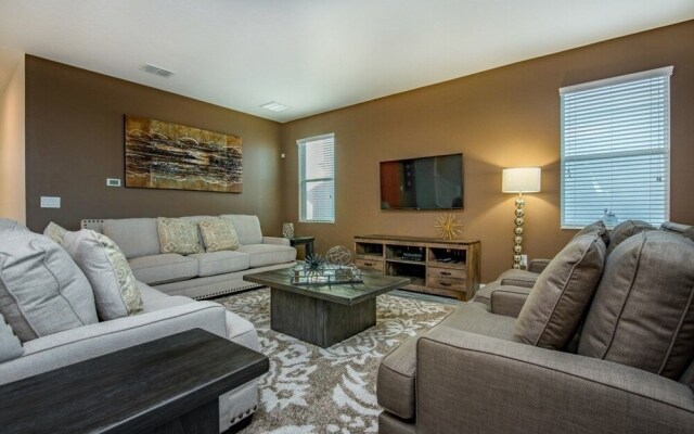 Amazing House! - Champions Gate - 1517MB