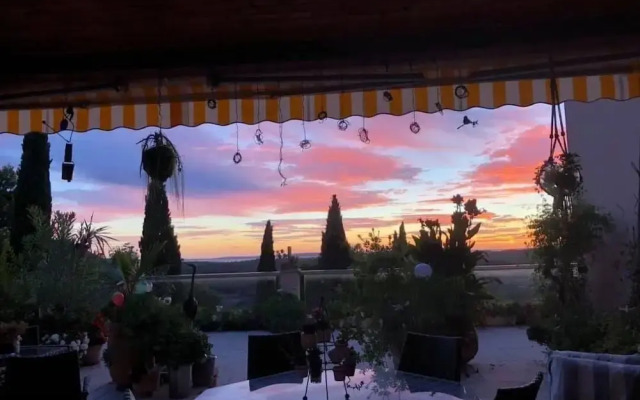 Les Roches Rouges Chambres d'hôtes