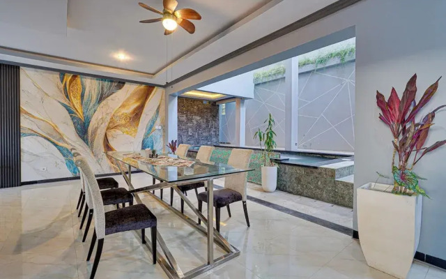 Villa Master Residance